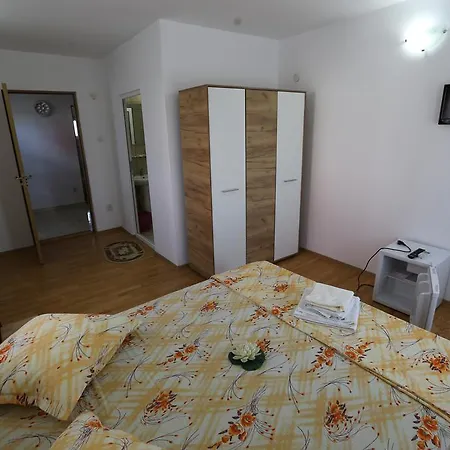 Pensiune Casa Iustina